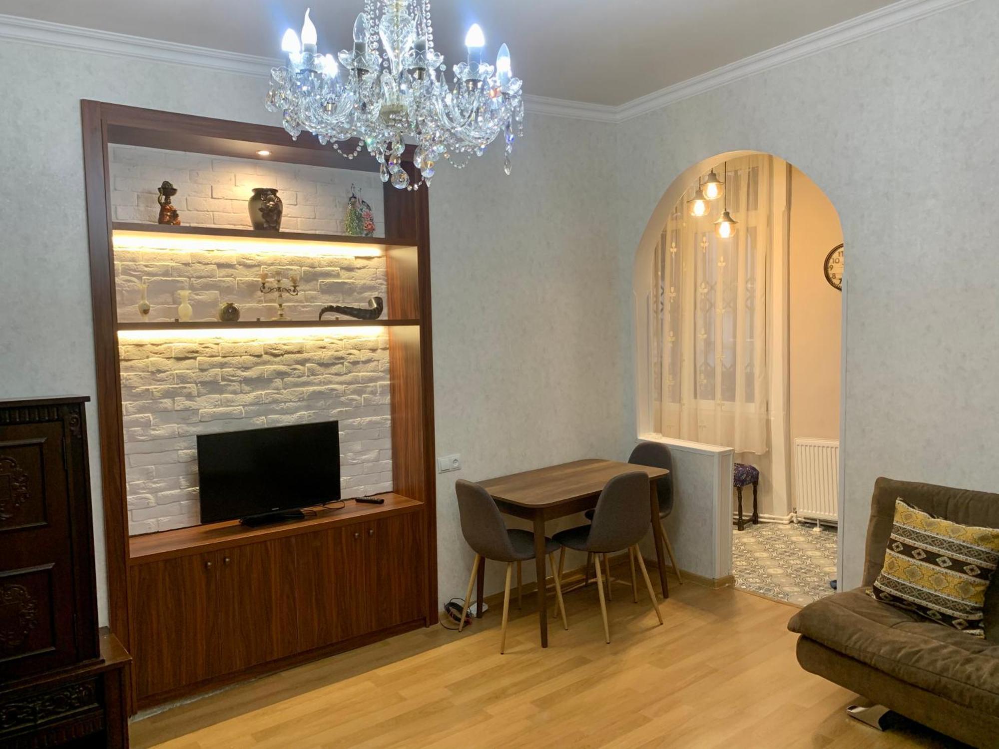 Best Location Renovated Home Тбилиси Екстериор снимка